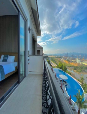 Villas beverlyhill Hạ Long bể bơi vô cực view biển